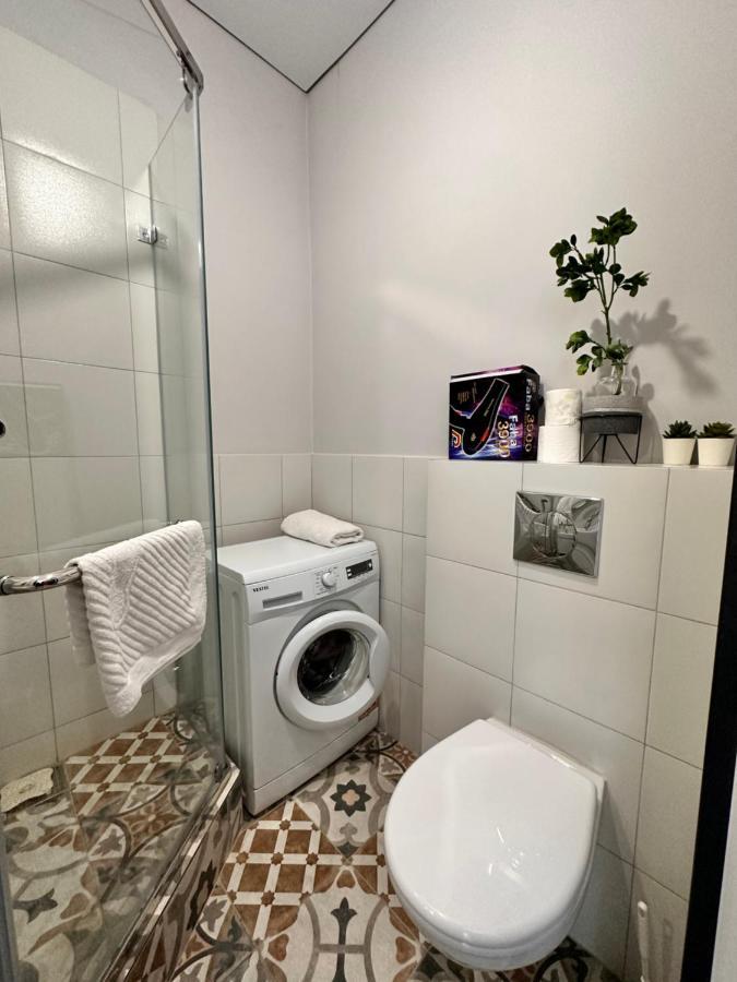 Appartamento Квартира Художника В Жк Толе Би Akmola Esterno foto